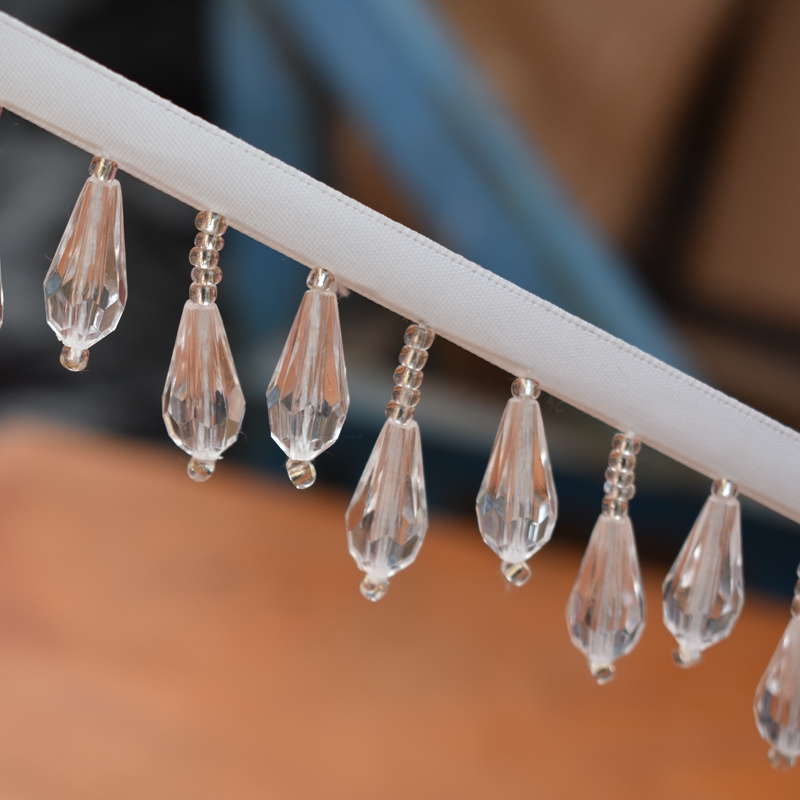 水滴ビーズタッセルレーストリムウェビング布レースリボンテープ - Beaded Trim Fringe のレビューと価格