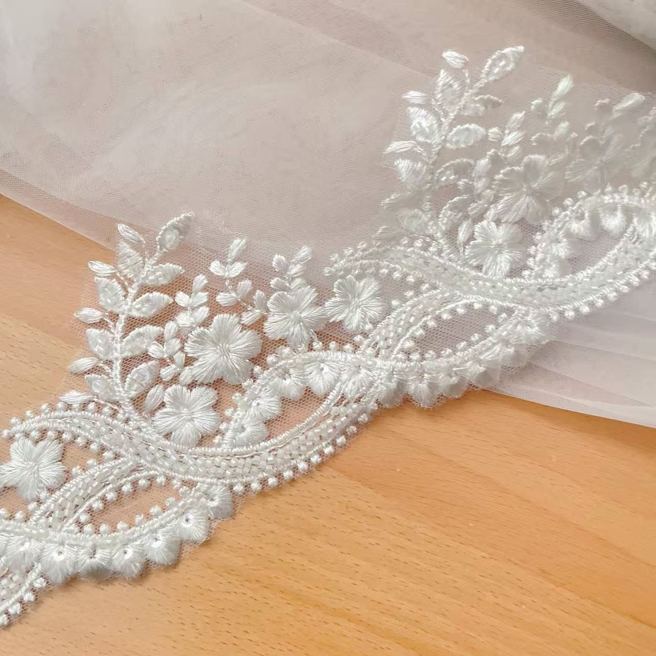 ウェディングベールエッジパイピング用ビーズレーストリム、DI - Beaded Trim Fringe のレビューと価格